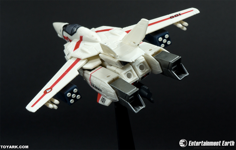 Illustration for article titled These 30th Anniversary 6-Inch Robotech Figures Are Pure Nostalgic Joy